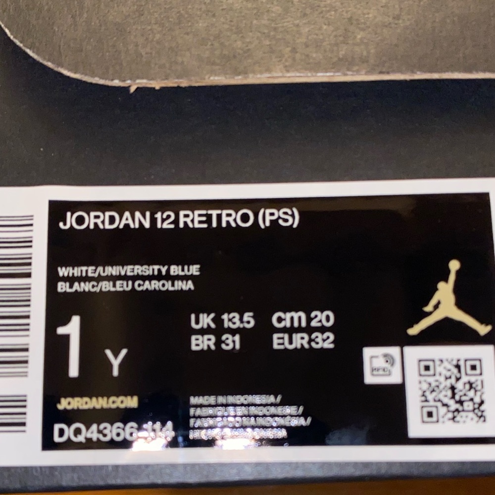 Kids Jordan 12 retro emoji size 1 - Picture 7 of 7
